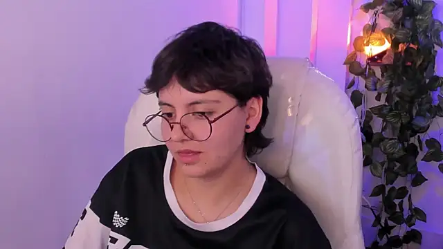 Nathaly_ds লাইভ XXX চ্যাট