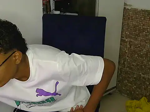 Show modela black_jeanss na web-kameri