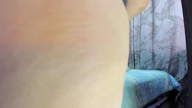 saphira_owen's Live XXX Chat