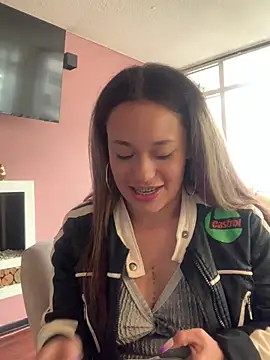 Diosa_Pinkk's Live XXX Chat