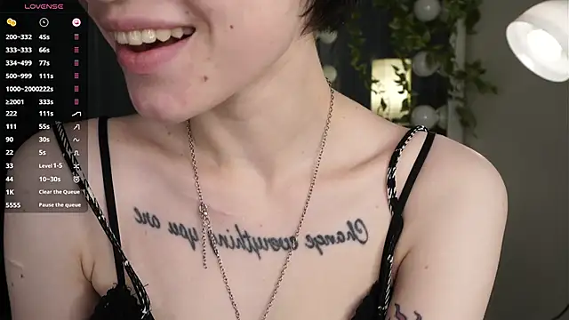 RubieNibbs Chat XXX in diretta