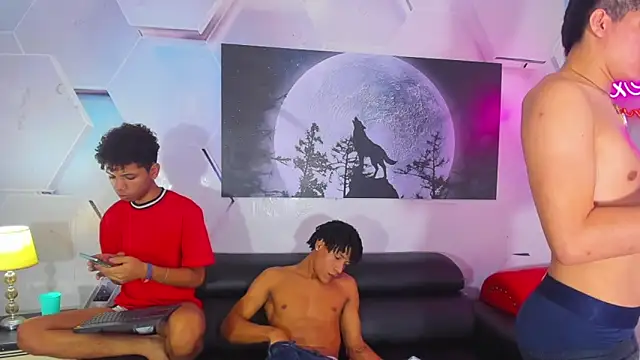 Spicy_guys webkamerás műsora