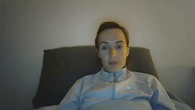 SportyBella_91 – Live XXX-chat