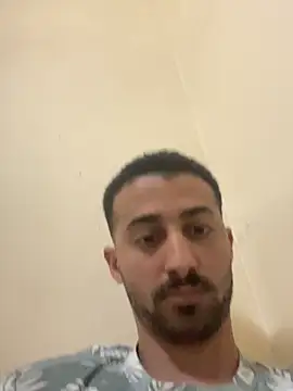 عرض كام Hehjehjeqll