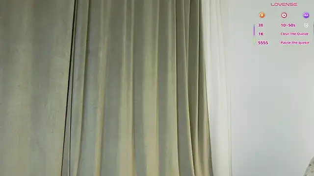 KariDollar Live XXX-Chat