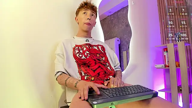 Tomy_Roxn Live XXX chat