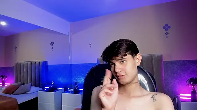 Derek_Sinn 라이브 XXX 채팅