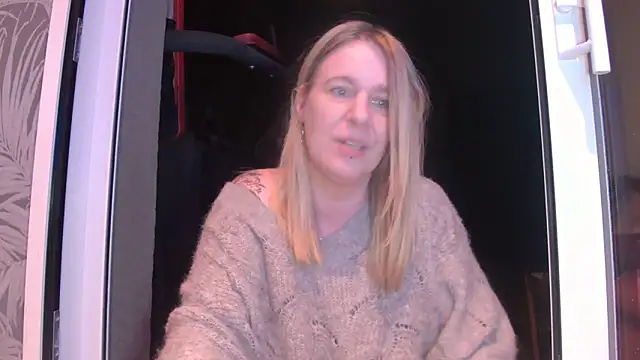 Delichieuse5: онлайн-секс-чат