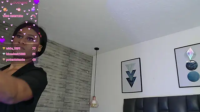 TinnaCobb Live XXX-Chat