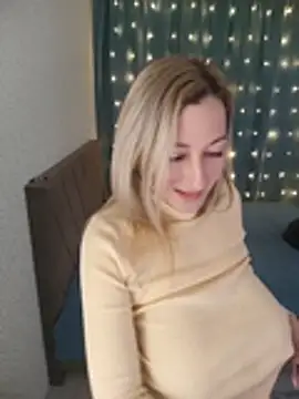 دردشة MilanaBoobs الجنسية المباشرة