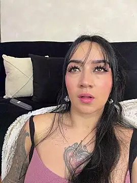 EmmyEvans1 – Live XXX-chat