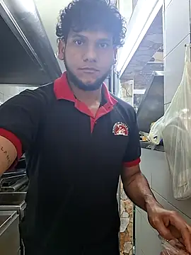 prototipoA45 即時 XXX 聊天