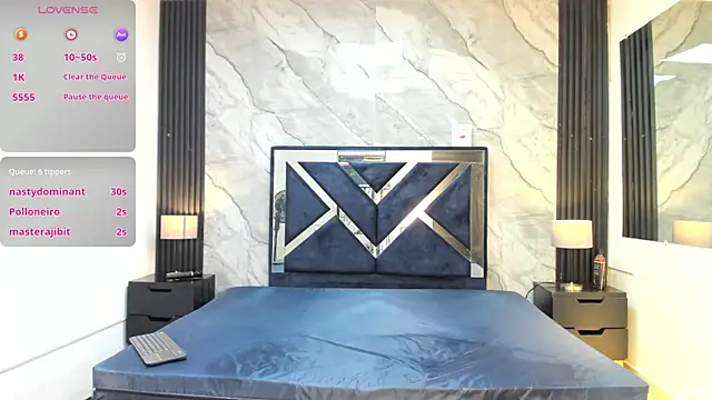 VioletRose_as Adlı Modelin Canlı XXX Sohbeti