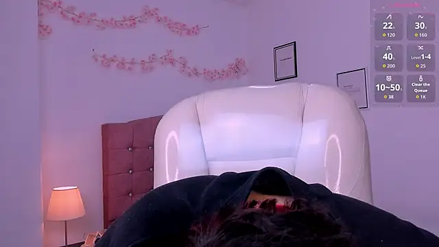 Chat XXX en directo de Luci_Rose