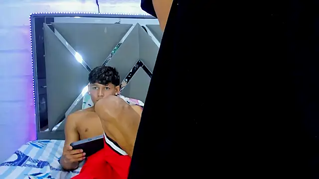 EndlessTwo élő XXX-chatje