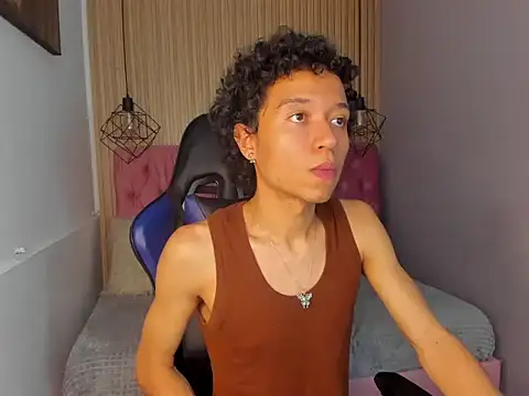 Show modela NobaCortez na web-kameri