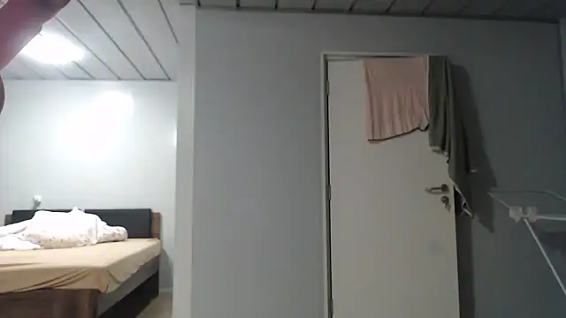 fulloferotic Chat XXX live