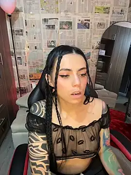 i_am_nina_ Live XXX Chat