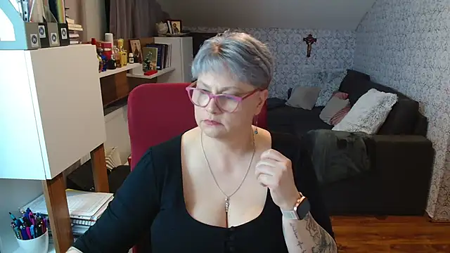 Chat +18 de bigtits4you ao vivo