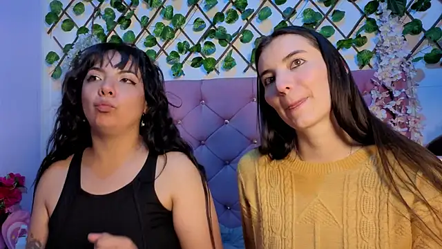 Valkiria-and-Dione লাইভ XXX চ্যাট