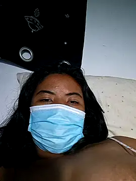 Chat XXX en directo de Artinah22