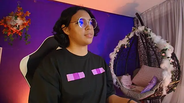 Chat +18 de Emmapark_ ao vivo