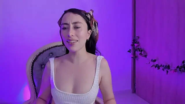 Amatiista's Live XXX Chat