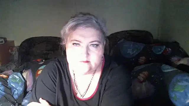 Lana555 লাইভ XXX চ্যাট