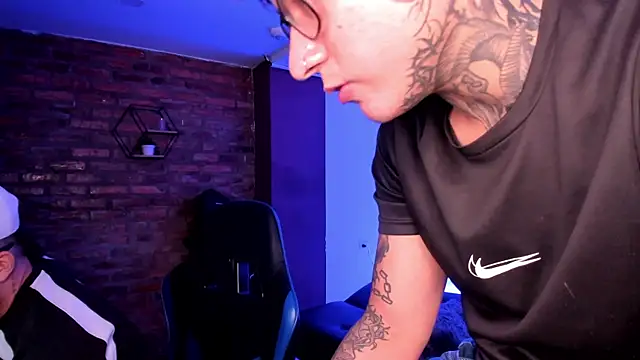 Spaceboys18 Live XXX-chat