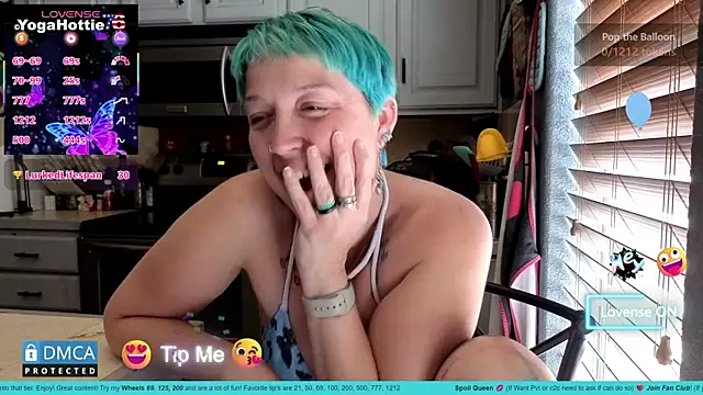 YogaHottie76のライブXXXチャット