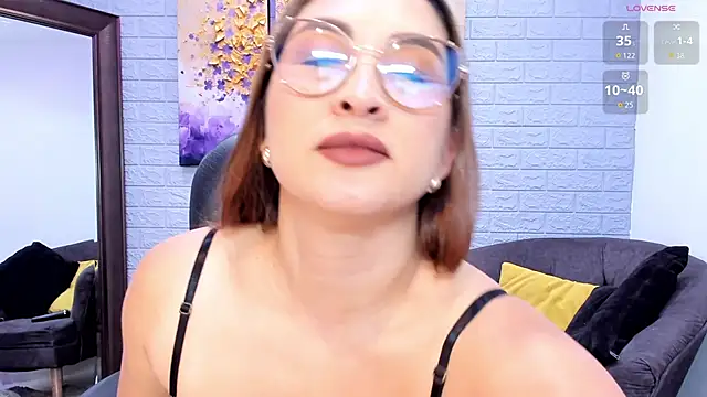 _LaraMom_ live XXX chat