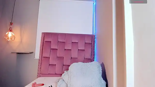 Roxy_Stonee live XXX chat