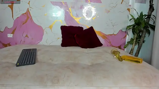 Show Webcam de magical_muse122