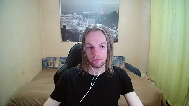 AdamDickens Show in webcam