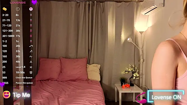 mybayby Adlı Modelin Canlı XXX Sohbeti