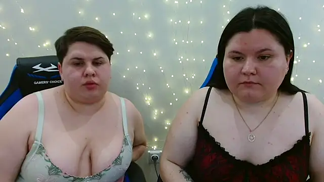BeckyAndHellen Webcamshow