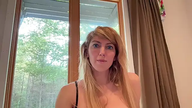 CelestialRubyのウェブカメラショー