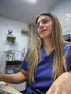 alicee16: онлайн-секс-чат