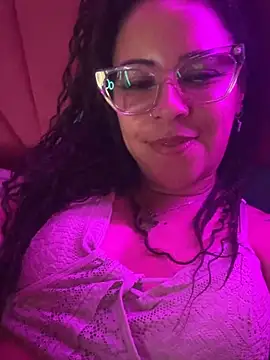 mariposapontiak420 Adlı Modelin Canlı XXX Sohbeti