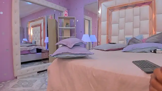 Goldentemptation_ Obrolan Langsung XXX