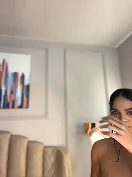 Bella-Ferrer: απευθείας συνομιλία ΧΧΧ