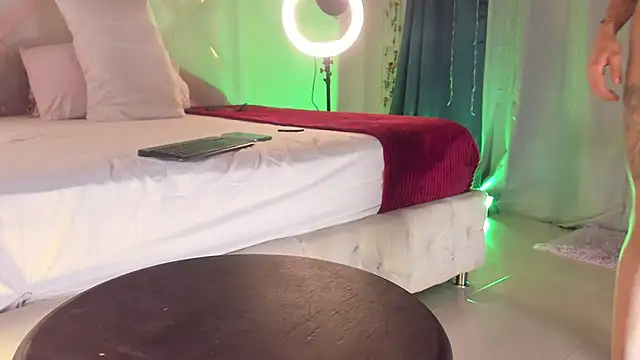 ArchieCollins' Webcam Show