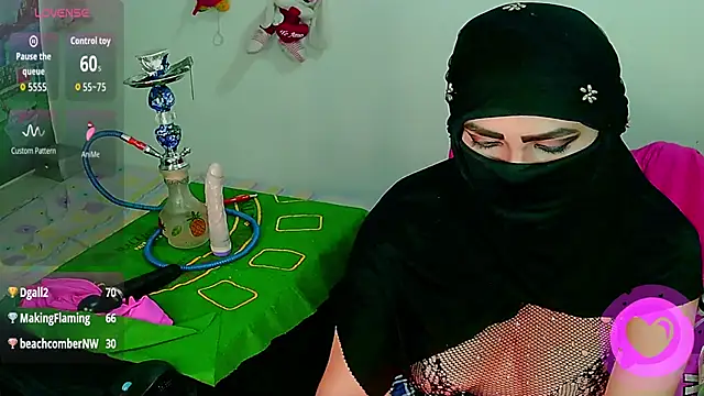 Chatroom XXX en direct de SultanaLayla