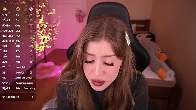 OnlyPenny: онлайн-секс-чат