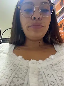 Онлайн чат XXX LIZ-06_