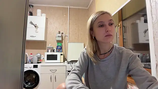 Онлайн чат XXX AngelJeni