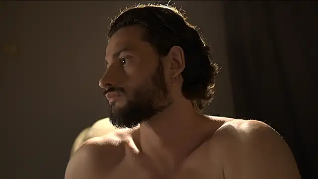 Keen___Luckystrike Adlı Modelin Web Kamerası Şovu