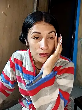 laurahotdirty – Naživo XXX chat