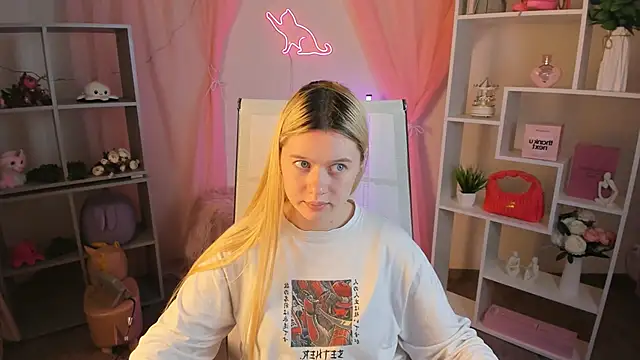 XXX chat uživo modela CelestineMauriac