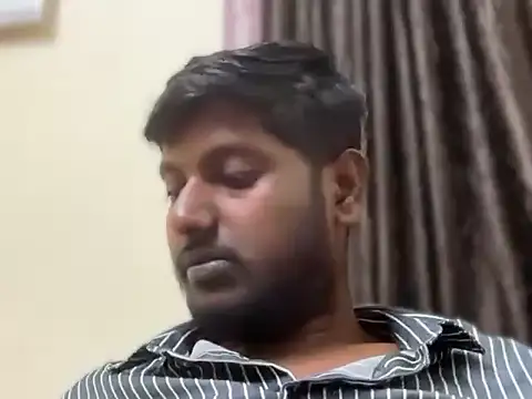 Jon410 Adlı Modelin Web Kamerası Şovu